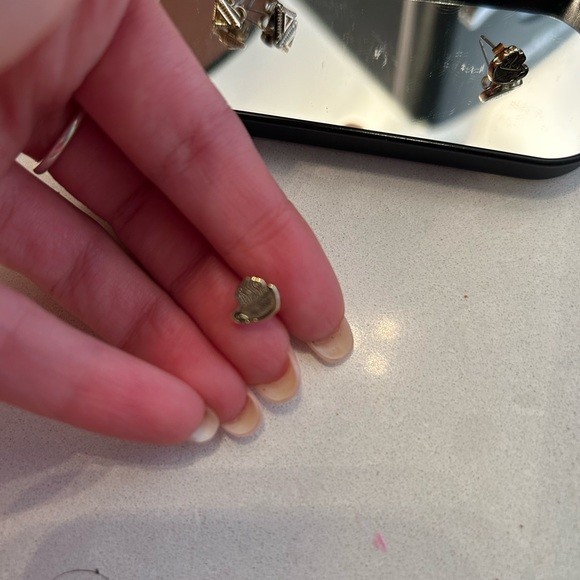 Assorted earrings - Picture 6 of 11